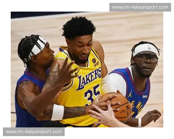 巅峰之战！湖人vs热火总决赛深度复盘：黑白直播带你领略紫金王朝与硬汉文化的终极碰撞